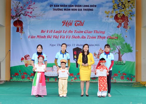 Trường mầm non Gia Thượng tưng bừng tổ chức hội thi   Bé với luật lệ ATGT, văn minh đô thị và an toàn thực phẩm 